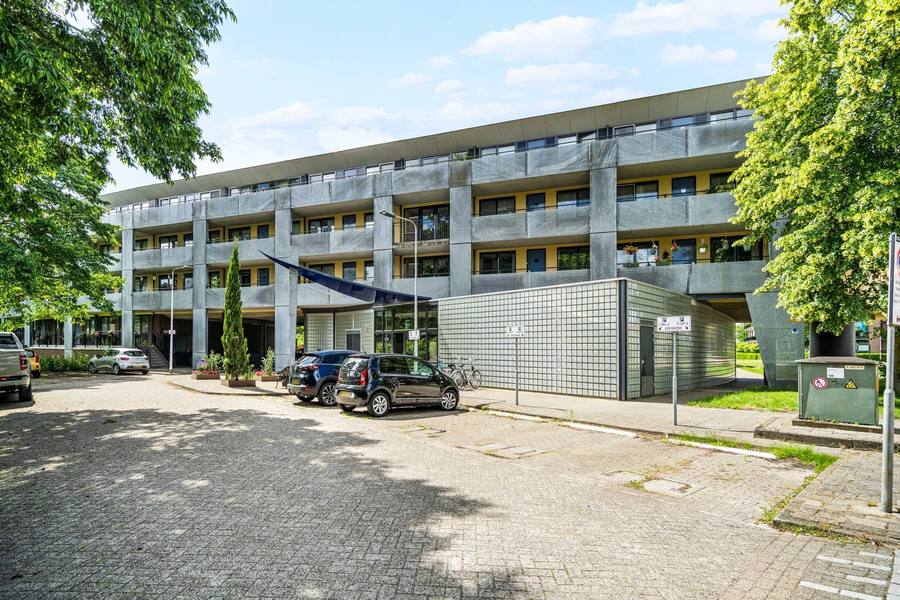 Mies Ruthplaats 38, Leiden