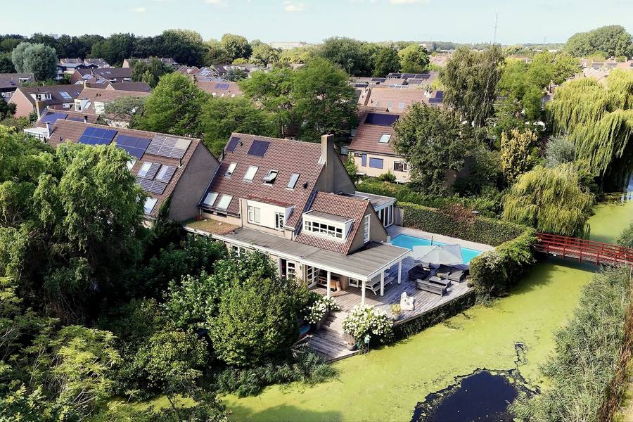 Bronforel 15, Leiden