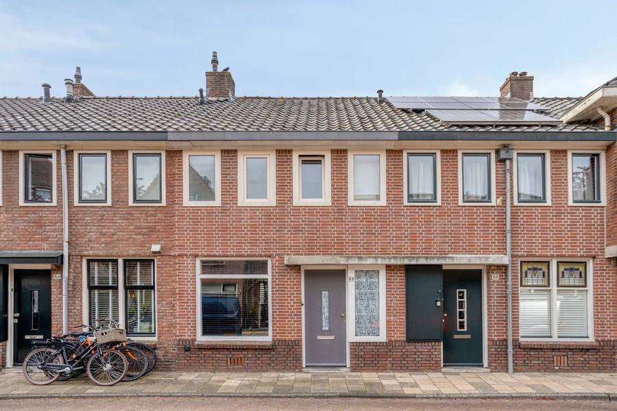 Soembastraat 66, Leiden