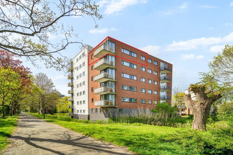 Vijf Meilaan 262, Leiden