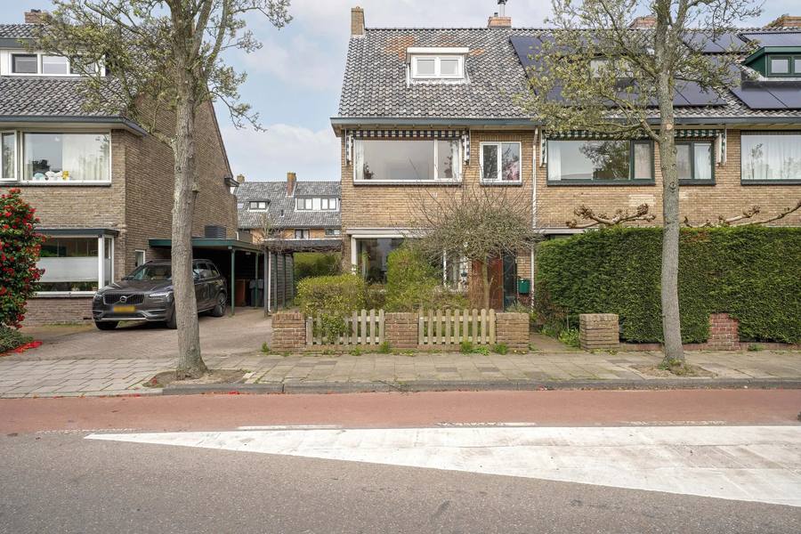 Schoutenburgstraat 21, Oegstgeest