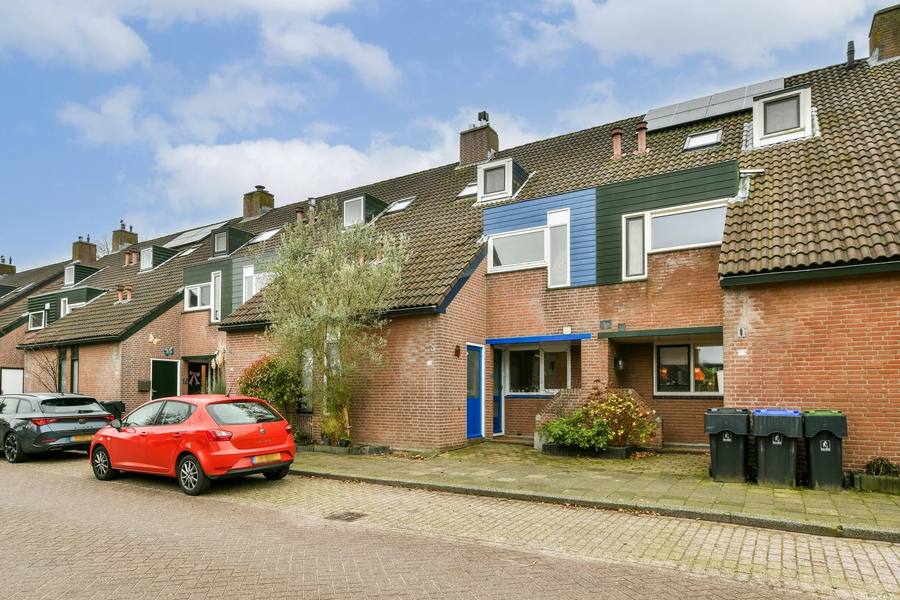 Lisdoddekreek 32, Leiderdorp