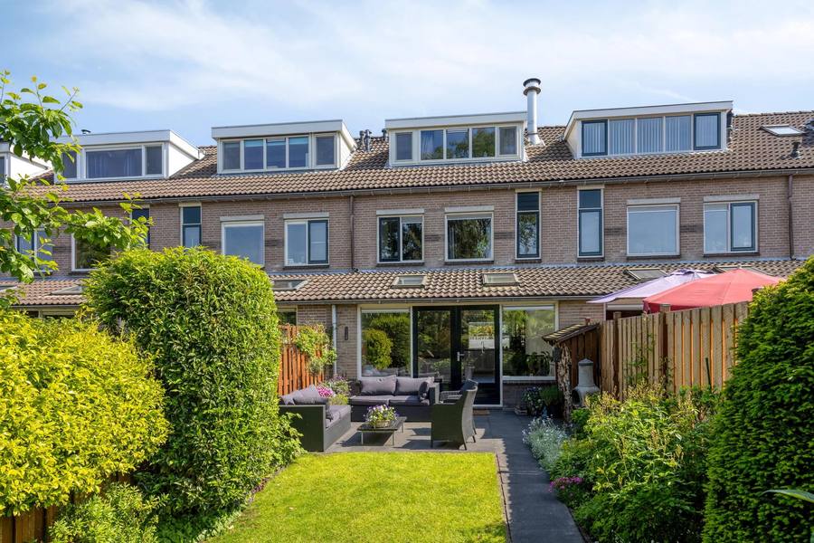 Paardebloemweg 9, Zoeterwoude