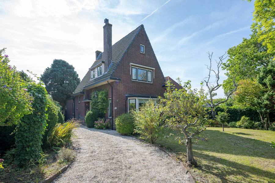 Veurseweg 185, Voorschoten