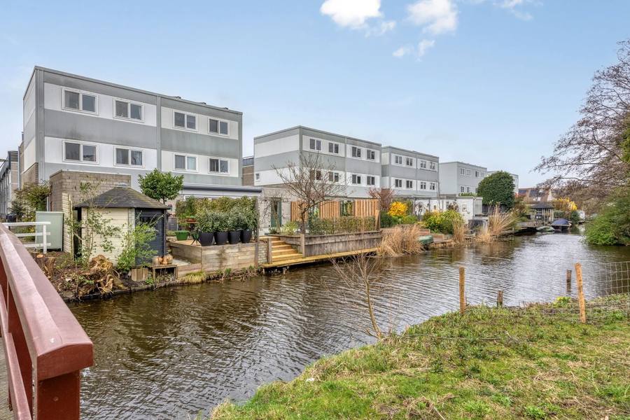 Johanna Westerdijkstraat 12, Leiden