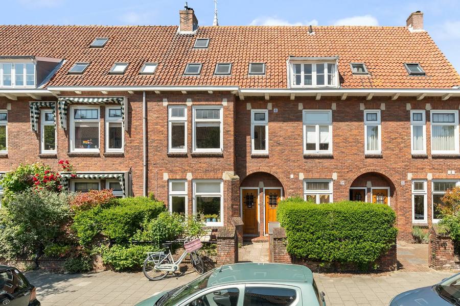 Zeemanlaan 18, Leiden