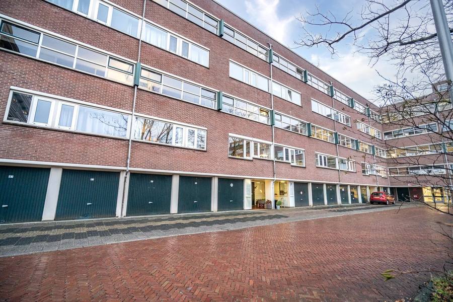 Santhorst 5, Leiderdorp