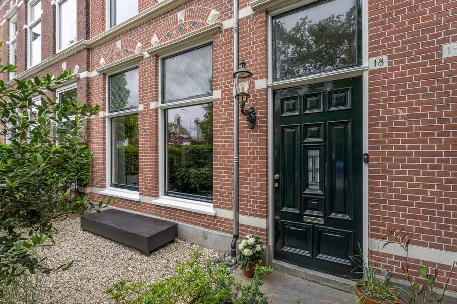 Haagweg 18, Leiden