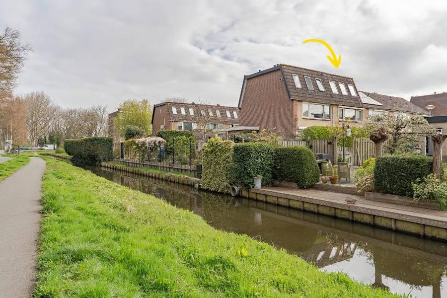 Burgemeester van Gilsstraat 20, Zoeterwoude
