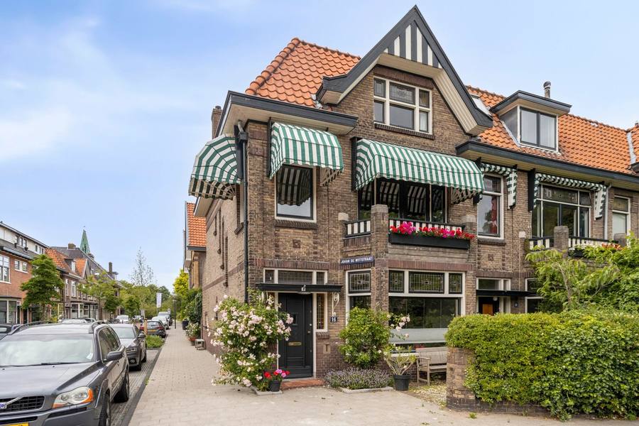Johan de Wittstraat 16, Leiden