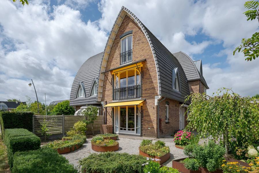 Multatulilaan 3, Voorschoten
