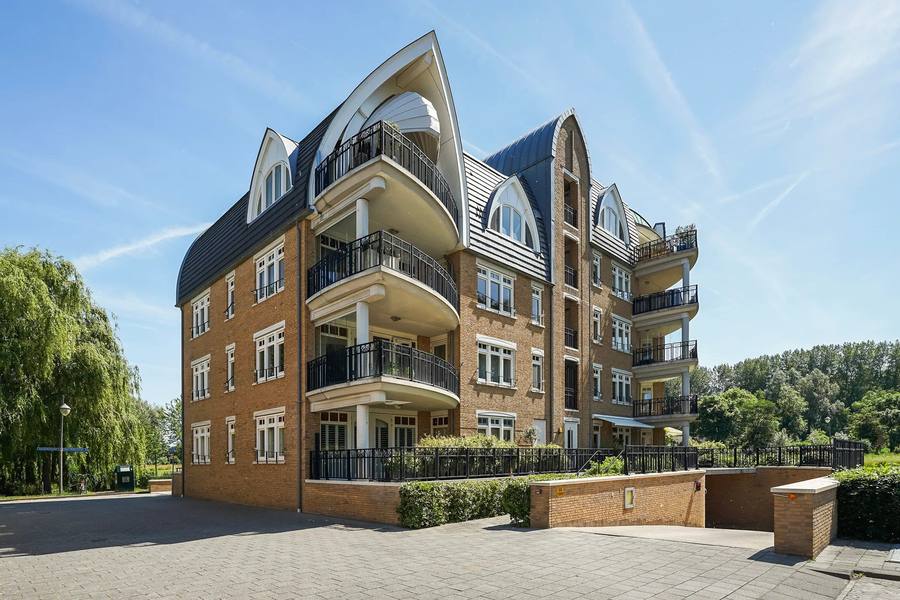 Harry Mulischstraat 10, Voorschoten