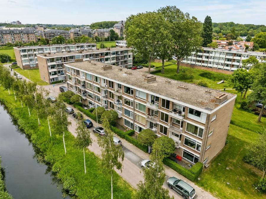 Jan van Goyenplantsoen 53, Voorschoten