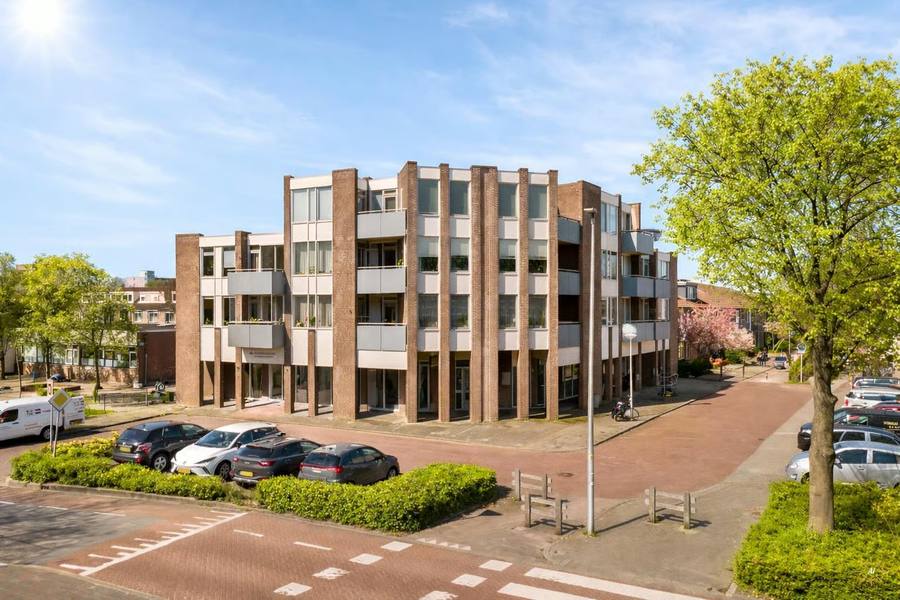 Poortershof 12, Leiderdorp