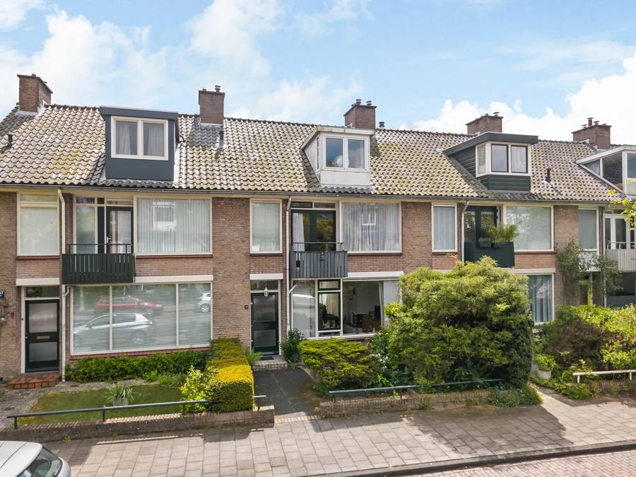 De Bazelstraat 18, Leiden