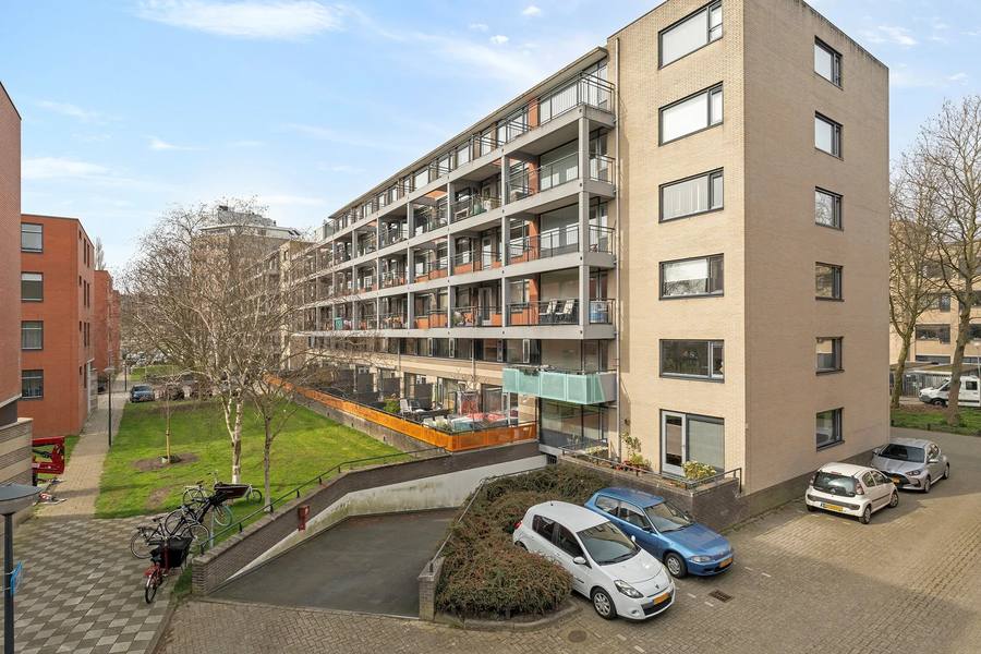 Parmentierweg 121, Leiden
