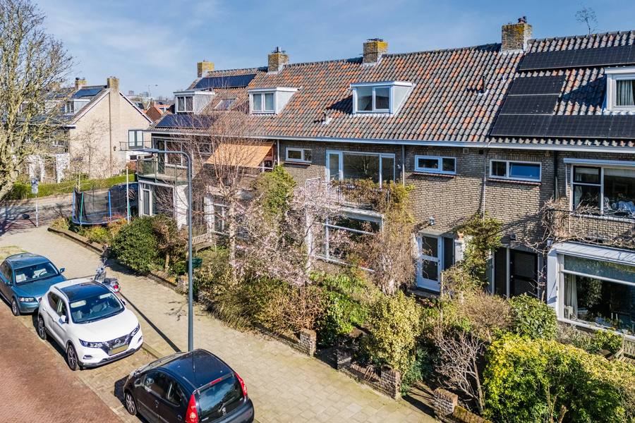 Uhlenbeckkade 15, Leiden