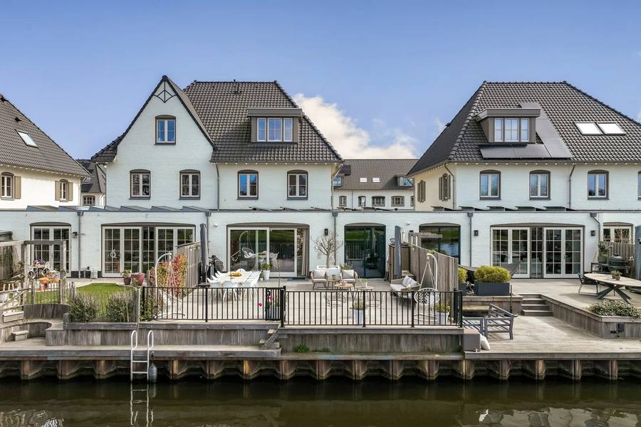 Zandenburg 46, Oegstgeest