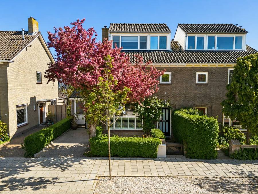 Sweilandstraat 43, Warmond
