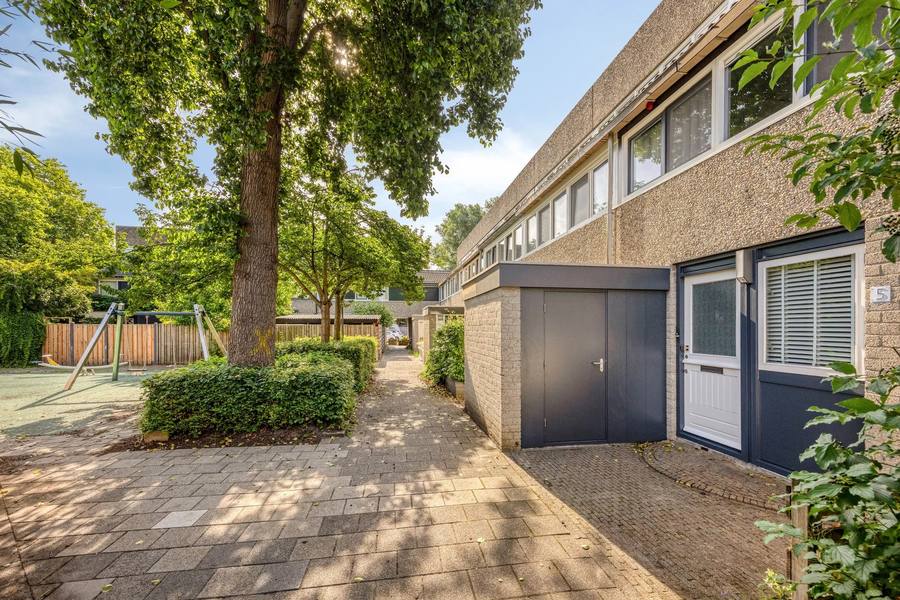 Lemsteraakwerf 5, Leiden