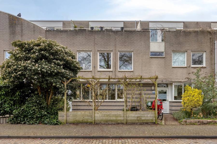 Annie Romeinsingel 48, Leiden