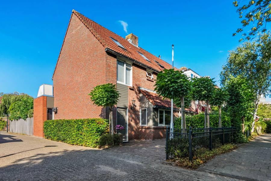 Van Ravelingenstraat 2, Leiden