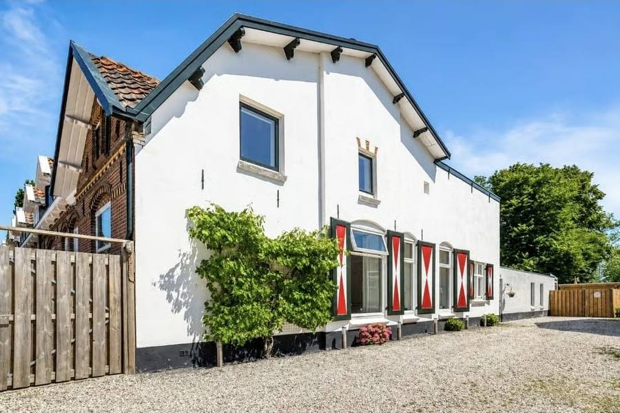 Leidseweg 220, Voorschoten