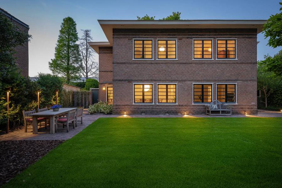 Papelaan 36, Voorschoten