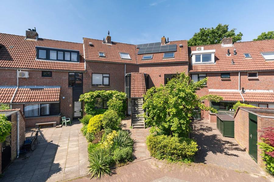 Hugo van Woerdenstraat 45, Leiden