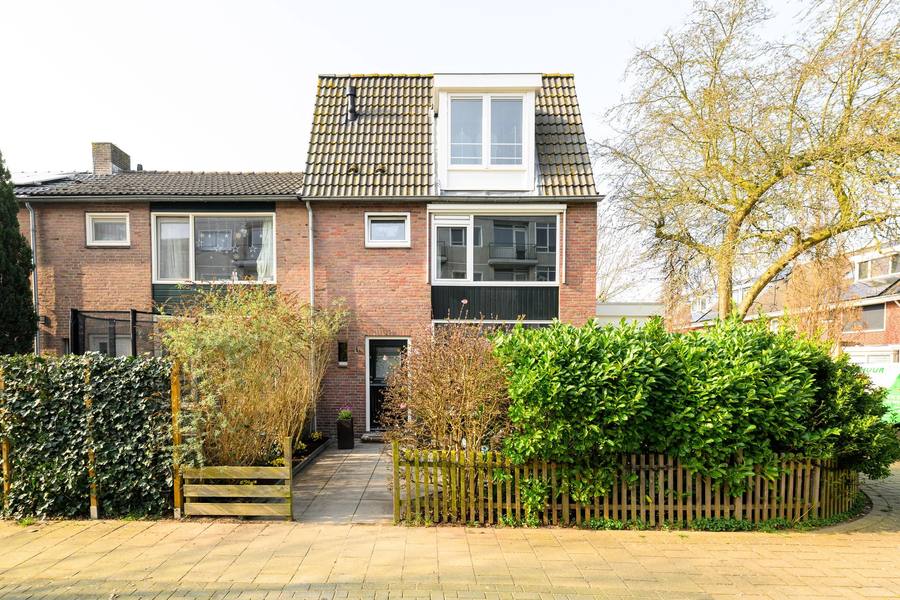 Rembrandtlaan 49, Voorschoten