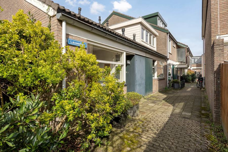 Lauwerbes 2, Leiden