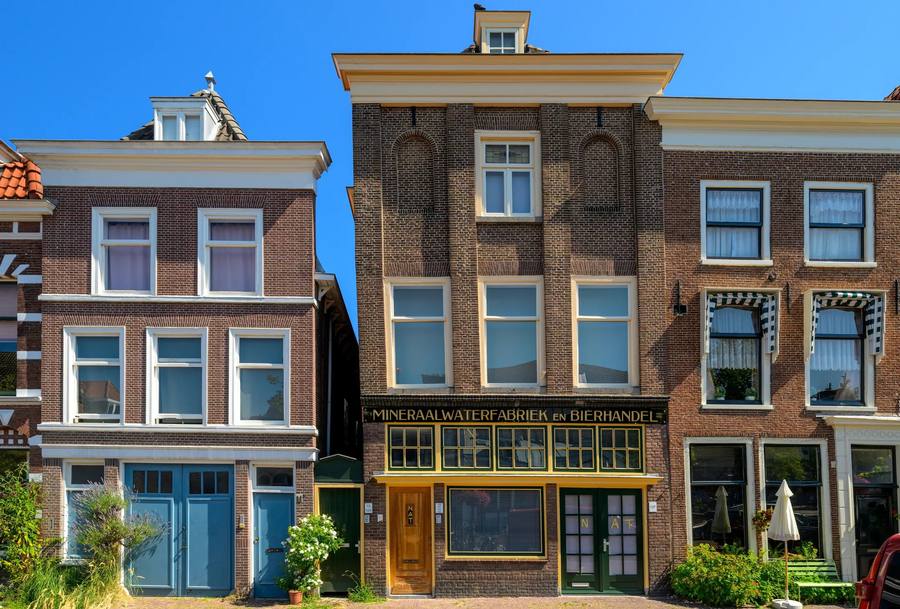 Apothekersdijk 12, Leiden