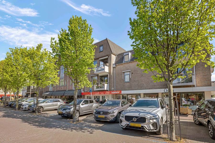 Sir Winston Churchillweg 25, Voorschoten