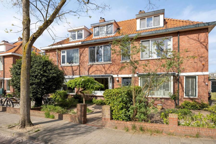 Willem de Zwijgerlaan 66, Voorschoten