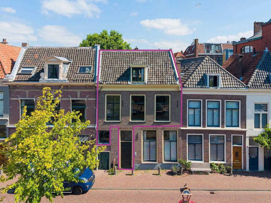 Apothekersdijk 30, Leiden