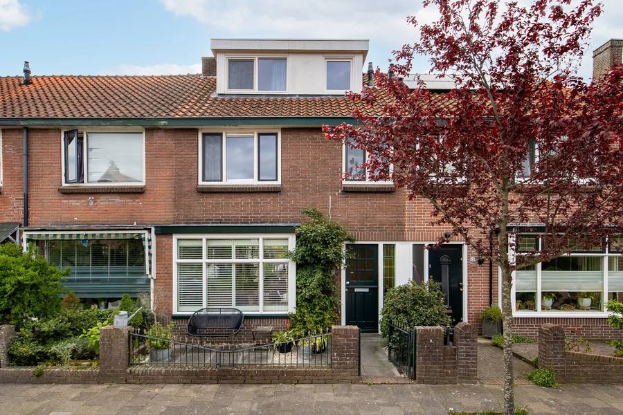 Steenbakkerslaan 14, Leiderdorp