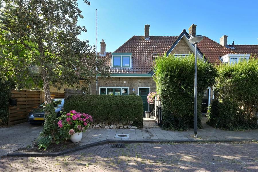 Leuvenstraat 4, Leiden