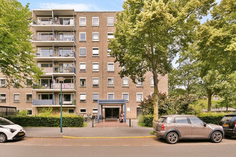 Aert van Neslaan 210, Oegstgeest