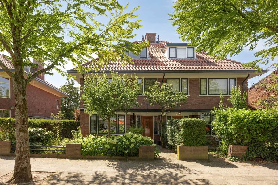 Emmalaan 18, Oegstgeest