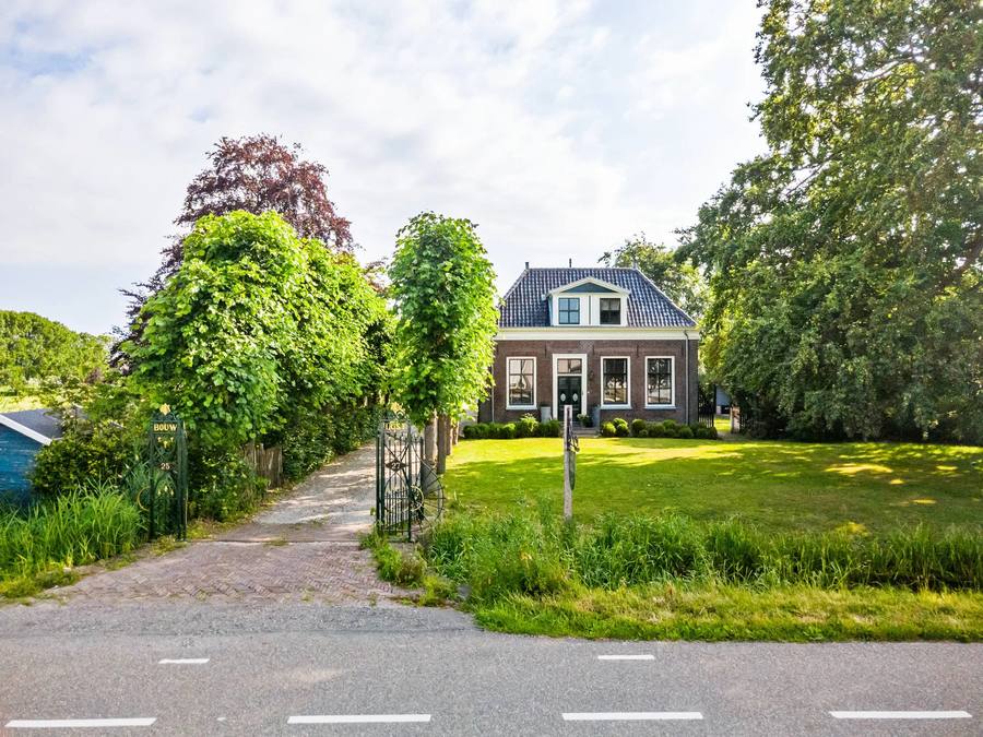 Achthovenerweg 27, Leiderdorp