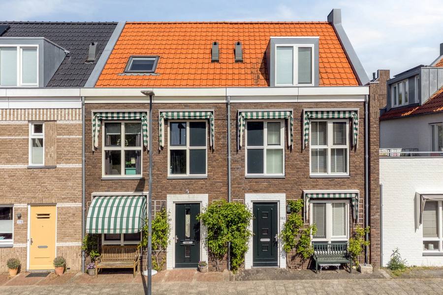 Blauwe tramstraat 180, Leiden