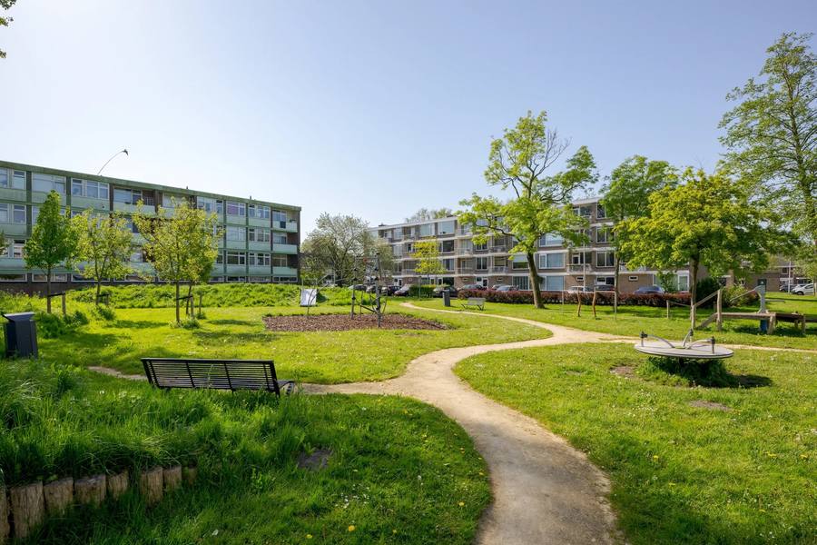 Ruysdaelhof 32, Voorschoten