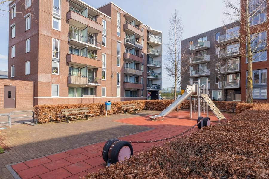 Zilverstein 109, Oegstgeest