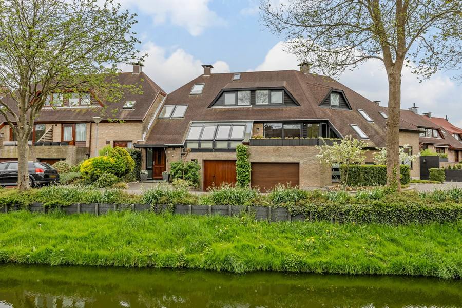 Pijlstaartpad 11, Voorschoten