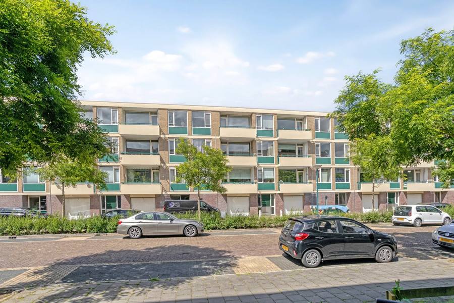 Kamperfoelielaan 33, Oegstgeest