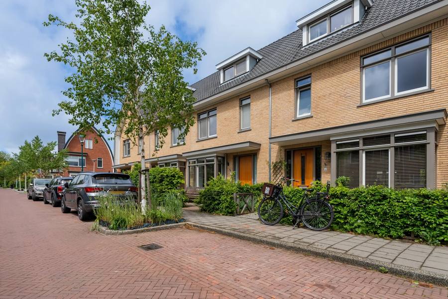Duivenvoordestraat 9, Oegstgeest