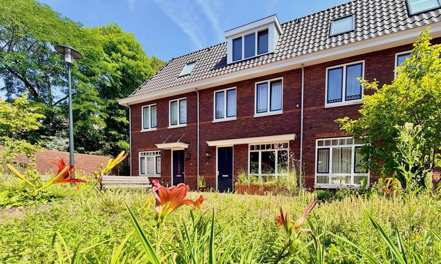 Bloemistenhof 7, Leiden